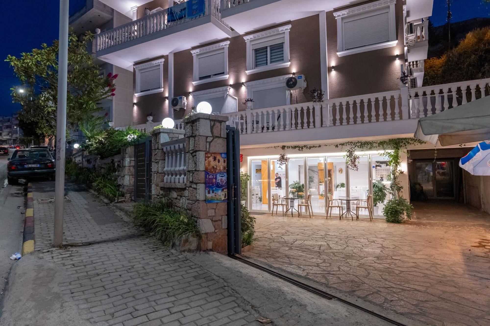 Hotel Elite Sarandë 外观 照片