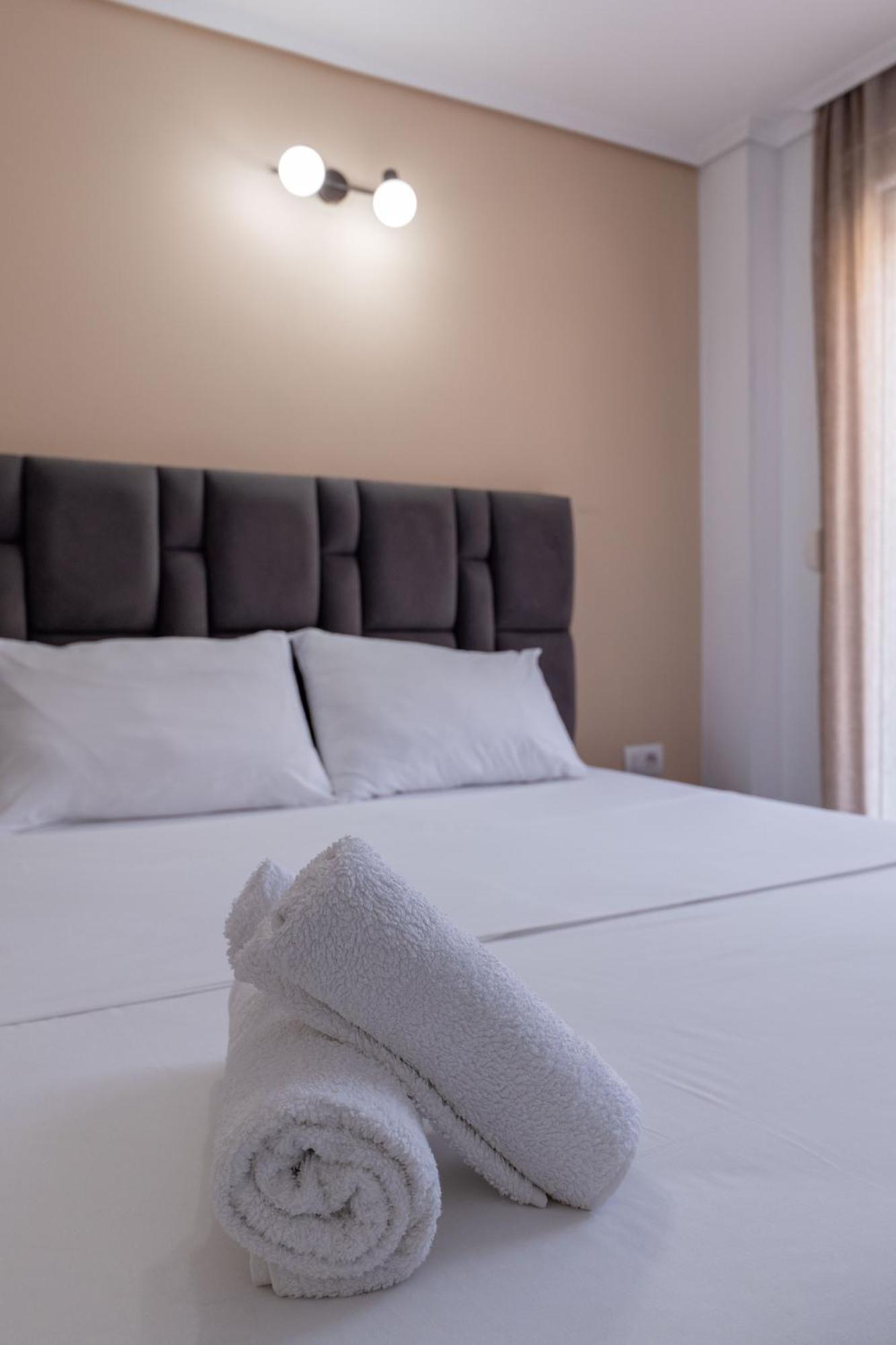 Hotel Elite Sarandë 外观 照片